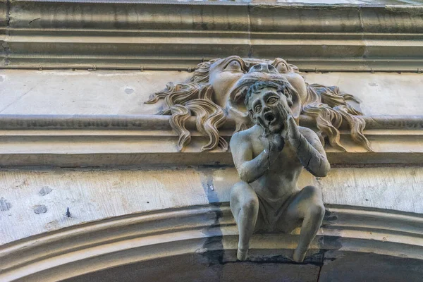 Скульптура Стародавньої Будівлі Місті Прага — стокове фото