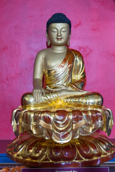 Buddha Estátua Templo Fundo Close — Fotografia de Stock