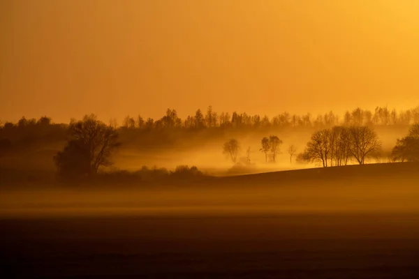 Schöner Sonnenuntergang Über Dem See — Stockfoto