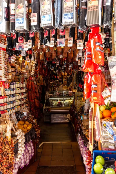 Straatmarkt Met Diverse Groenten Specerijen Een Winkel — Stockfoto