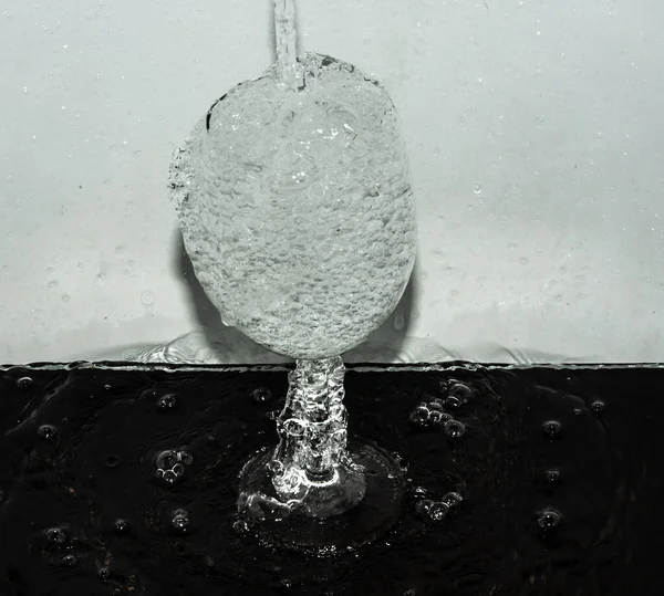 Gotas Agua Sobre Fondo Blanco — Foto de Stock