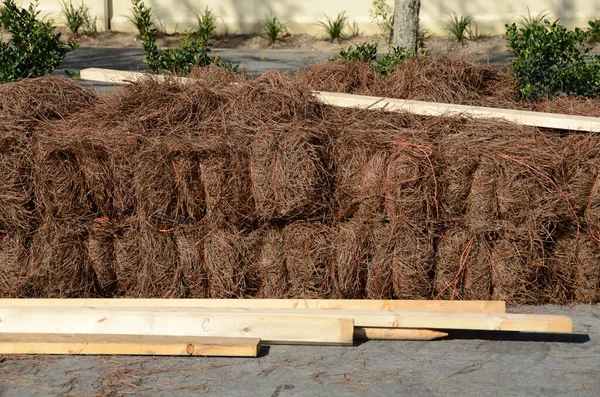 Closeup Shot Wooden Fence Straw — Stock Photo, Image