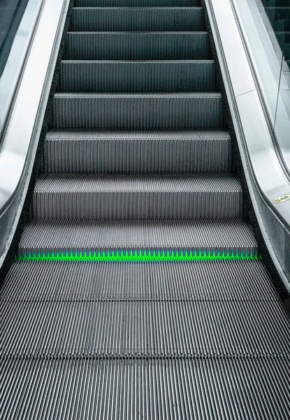 Escalera Mecánica Pasillo Del Edificio —  Fotos de Stock