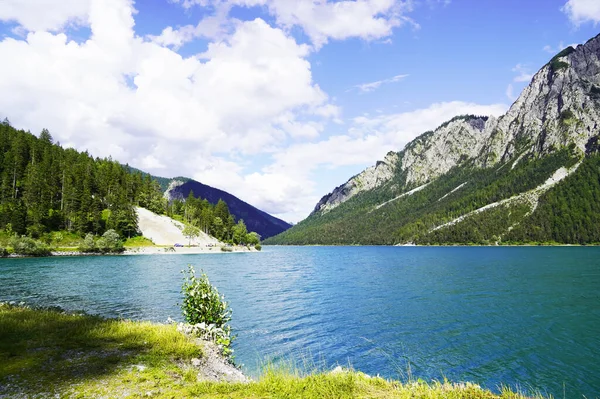 Bellissimo Paesaggio Del Lago Montagna — Foto Stock