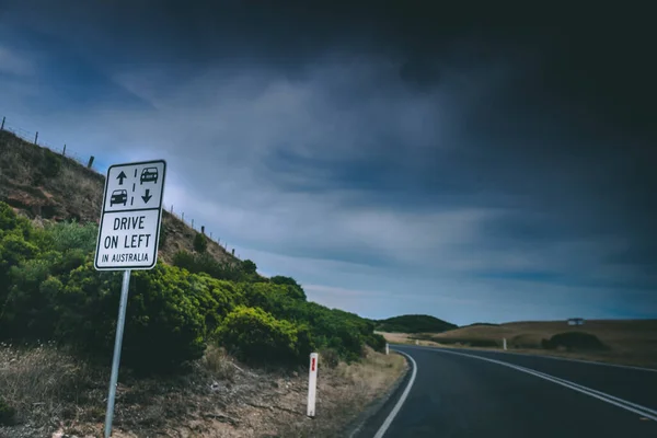 Señal Tráfico Carretera —  Fotos de Stock