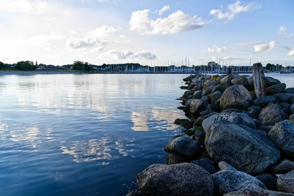 Krásný Výhled Jezero Večerních Hodinách — Stock fotografie