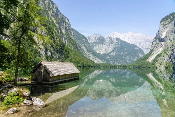 Prachtig Uitzicht Het Meer — Stockfoto