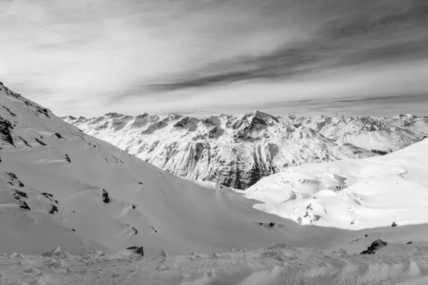 Зимовий Пейзаж Засніженими Горами — стокове фото