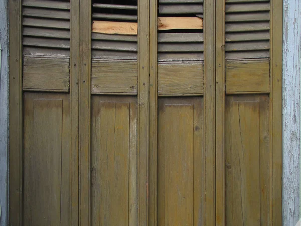 房子里的旧木门 — 图库照片