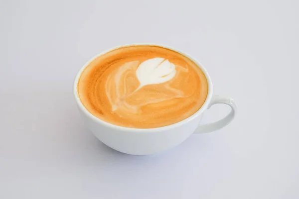 Kopp Kaffe Med Latte Konst Vit Bakgrund — Stockfoto