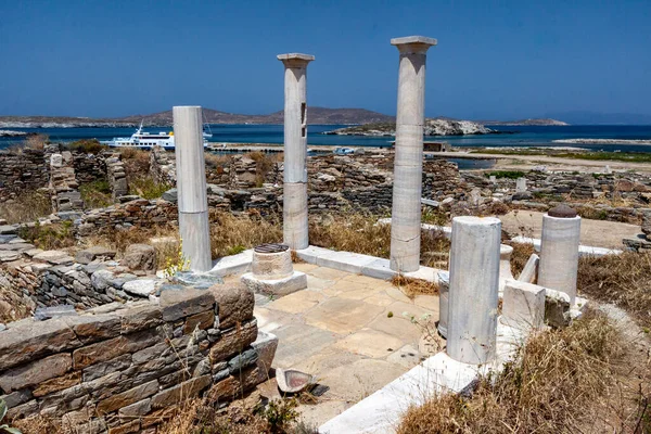 Antik Yunan Tapınağı Kalıntıları — Stok fotoğraf