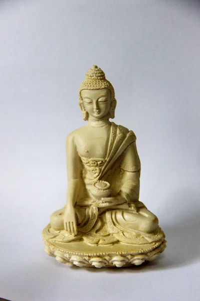 Buddha Statue Isolated White — Stock Photo, Image