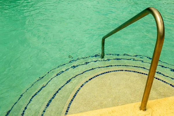 Swimming Pool Umbrella Chair — Stock Photo, Image