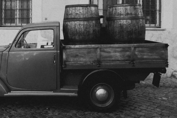 Old Vintage Car Lot Barrels — Stock Photo, Image