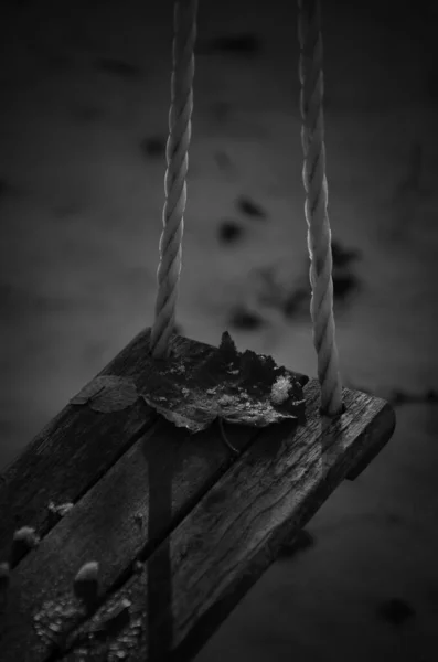 Black White Wooden Table Rope — Stock Photo, Image