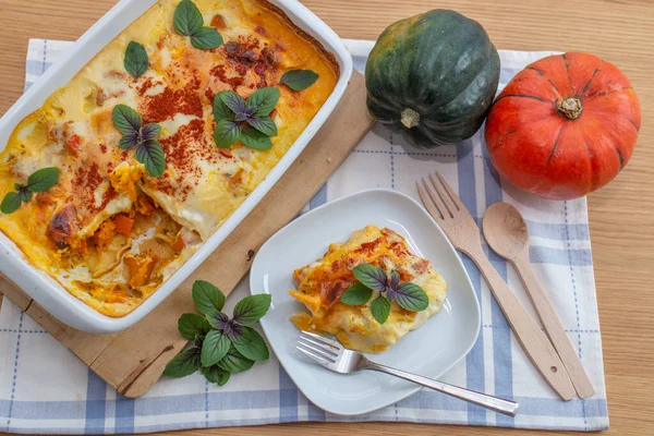 Baked Pumpkin Pie Cheese Tomato Sauce — Stock Photo, Image