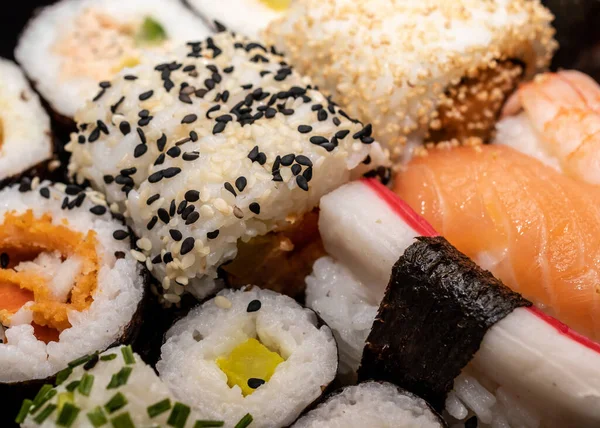 Sushi Roll Nasion Łososia Sezamu — Zdjęcie stockowe