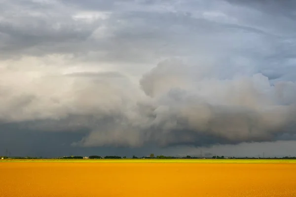 Storm Wolken Het Veld — Stockfoto