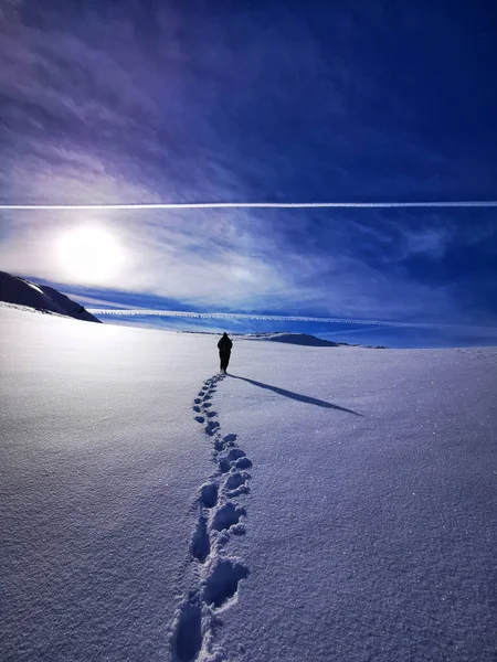 Зимовий Пейзаж Снігом Горами — стокове фото