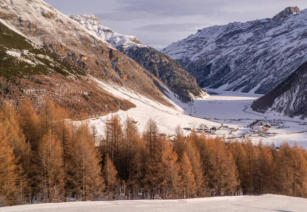 Bela Vista Das Montanhas Inverno — Fotografia de Stock