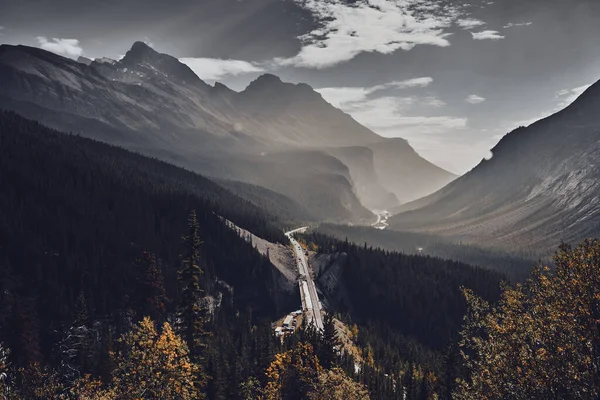 Vackert Landskap Med Berg Och Snö — Stockfoto