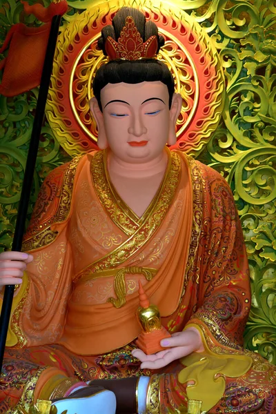 Красивая Статуя Будды Храме — стоковое фото