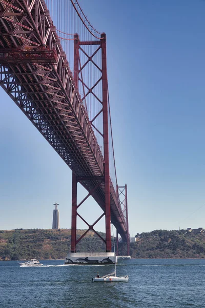 Ponte Sobre Rio Tagus Lisboa Portugal — Fotografia de Stock
