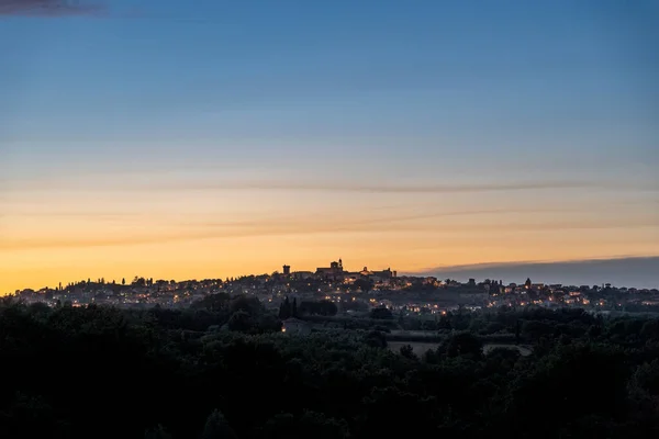 Vista Della Città Luogo Viaggio Sullo Sfondo — Foto Stock