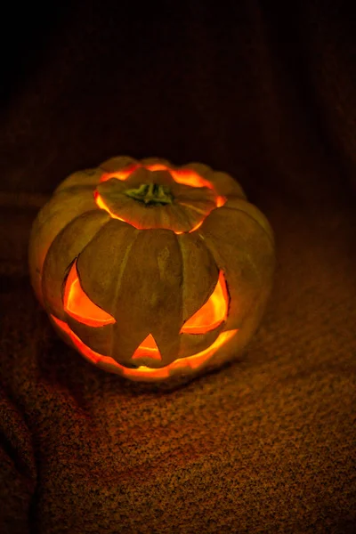 Halloween Tök Egy Sötét Háttér — Stock Fotó