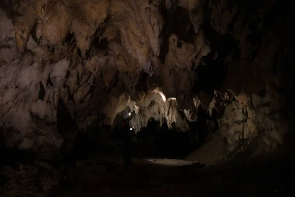 Caverna Nas Montanhas — Fotografia de Stock