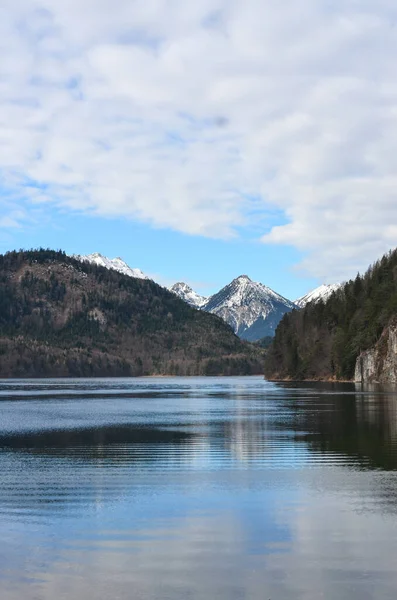 Beau Paysage Avec Lac Montagnes — Photo