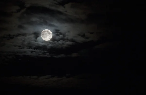 Volle Maan Nacht Hemel Met Wolken — Stockfoto
