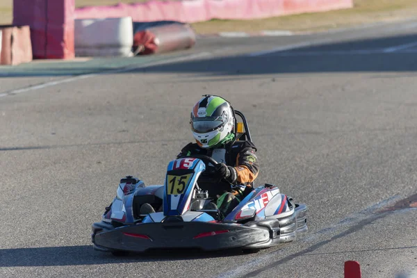 Rider Kart Hög Hastighet Aktiv Fritid Underhållning Karting Spår — Stockfoto