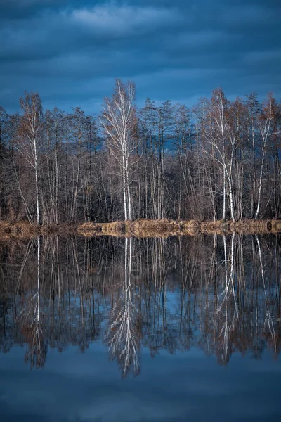 Hermoso Paisaje Con Río Lago Fondo —  Fotos de Stock