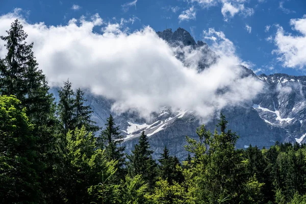 Прекрасный Вид Горы — стоковое фото