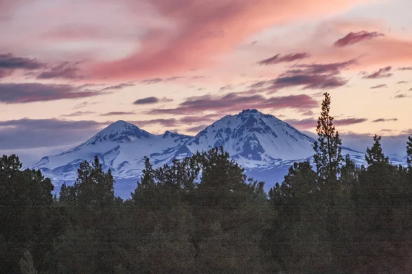 Magnifique Coucher Soleil Sur Les Montagnes — Photo