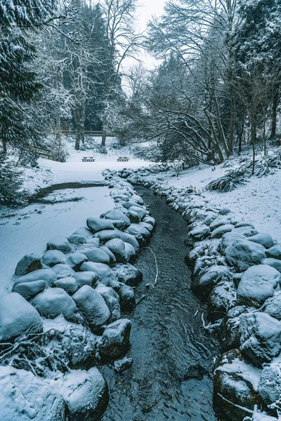 Bellissimo Paesaggio Invernale Con Neve Fiume — Foto Stock
