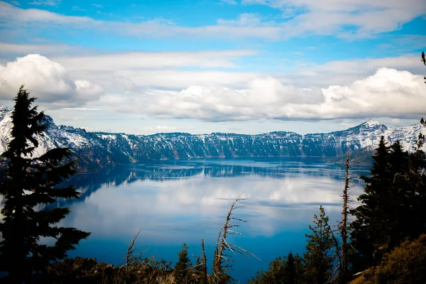 Belle Vue Sur Lac Dans Les Montagnes — Photo