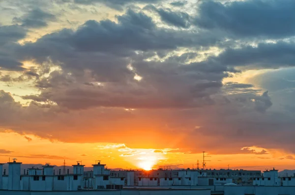 Sonnenuntergang Über Der Stadt — Stockfoto