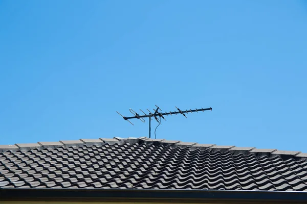 Chimenea Techo Contra Cielo Azul — Foto de Stock