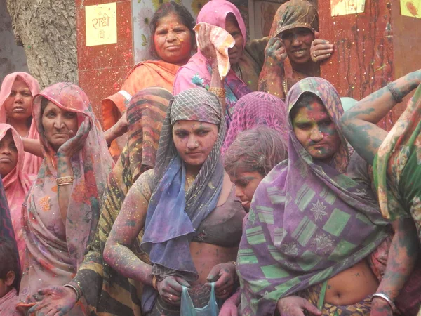 Άνθρωποι Κατά Διάρκεια Της Γιορτής Holi Στην Ινδία — Φωτογραφία Αρχείου