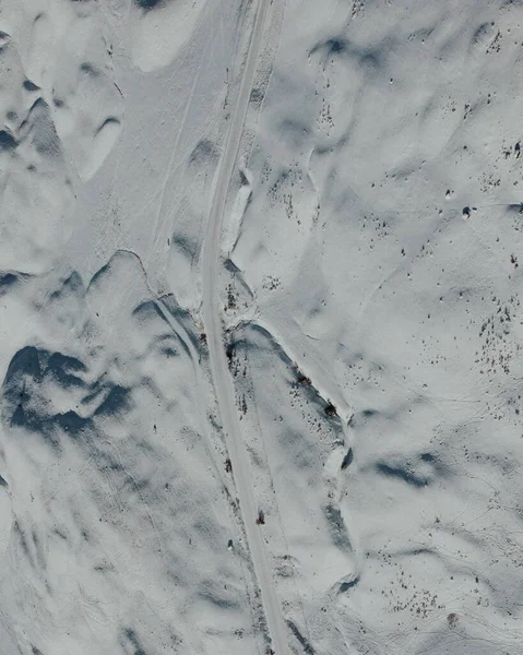 Karla Kaplı Yolun Havadan Görünüşü — Stok fotoğraf