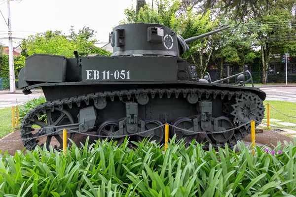 公园里的旧军用坦克 — 图库照片
