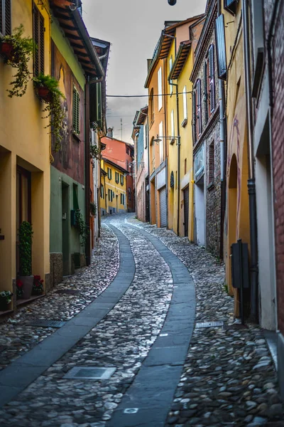 Узкая Улица Старом Городе Таллинна Эстония — стоковое фото