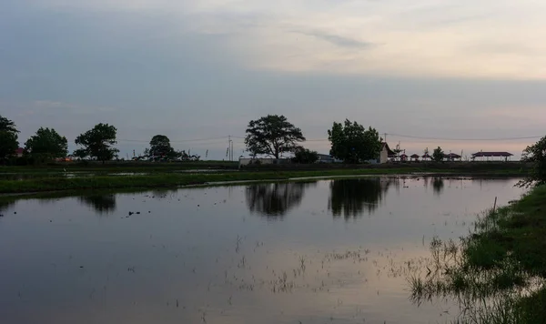 Bela Paisagem Com Lago Rio — Fotografia de Stock