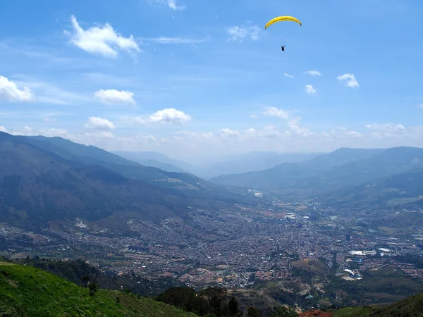 Blick Auf Die Stadt Der Berge — Stockfoto