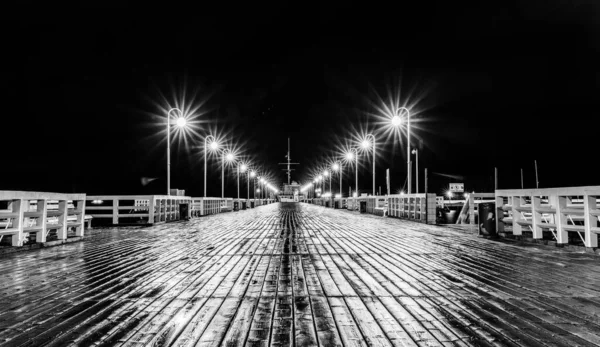 巴塞洛纳市的夜景 — 图库照片