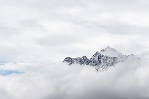 Mountain Landscape Snow Clouds — Stock Photo, Image