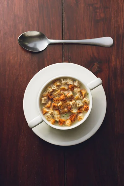 Suppe Mit Huhn Und Gemüse Auf Einem Hölzernen Hintergrund — Stockfoto