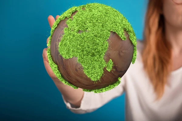 Ziemia Planeta Rękach Kobiety Trzymającej Zielony Glob Tle Błękitnego Nieba — Zdjęcie stockowe
